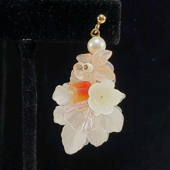 VTG Lucite Necklace Earrings Lucite Flower Leaf Pastel Beads Bridal Wedding - Picture 9 of 16